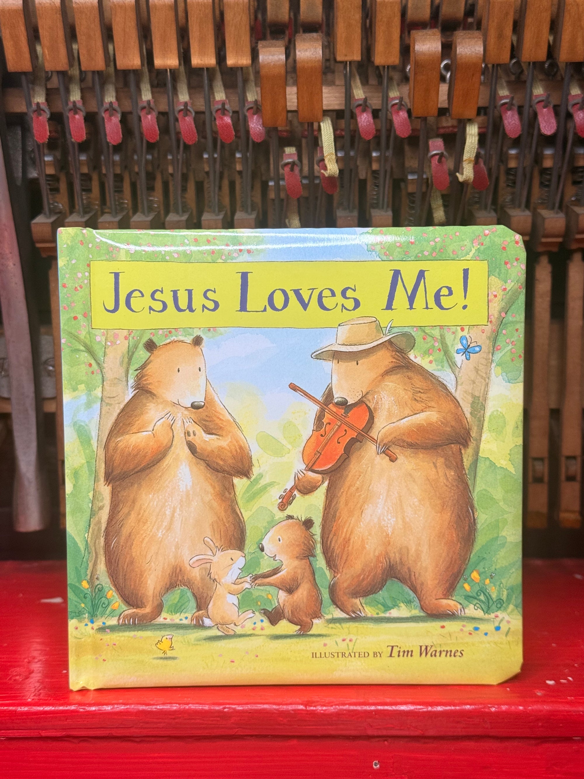 Jesus Loves Me!