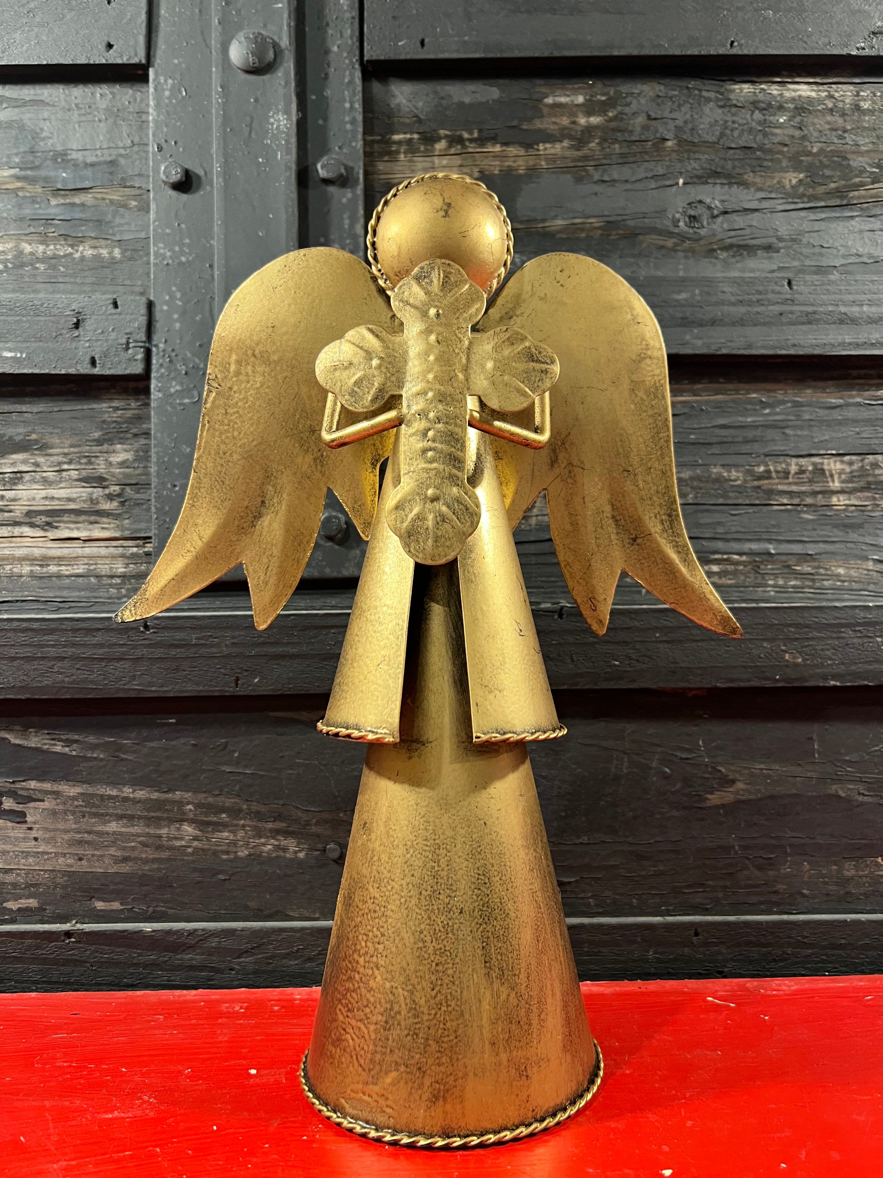 Dancing Angel - Barn & Bale